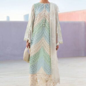 Maria b. Swiss lawn